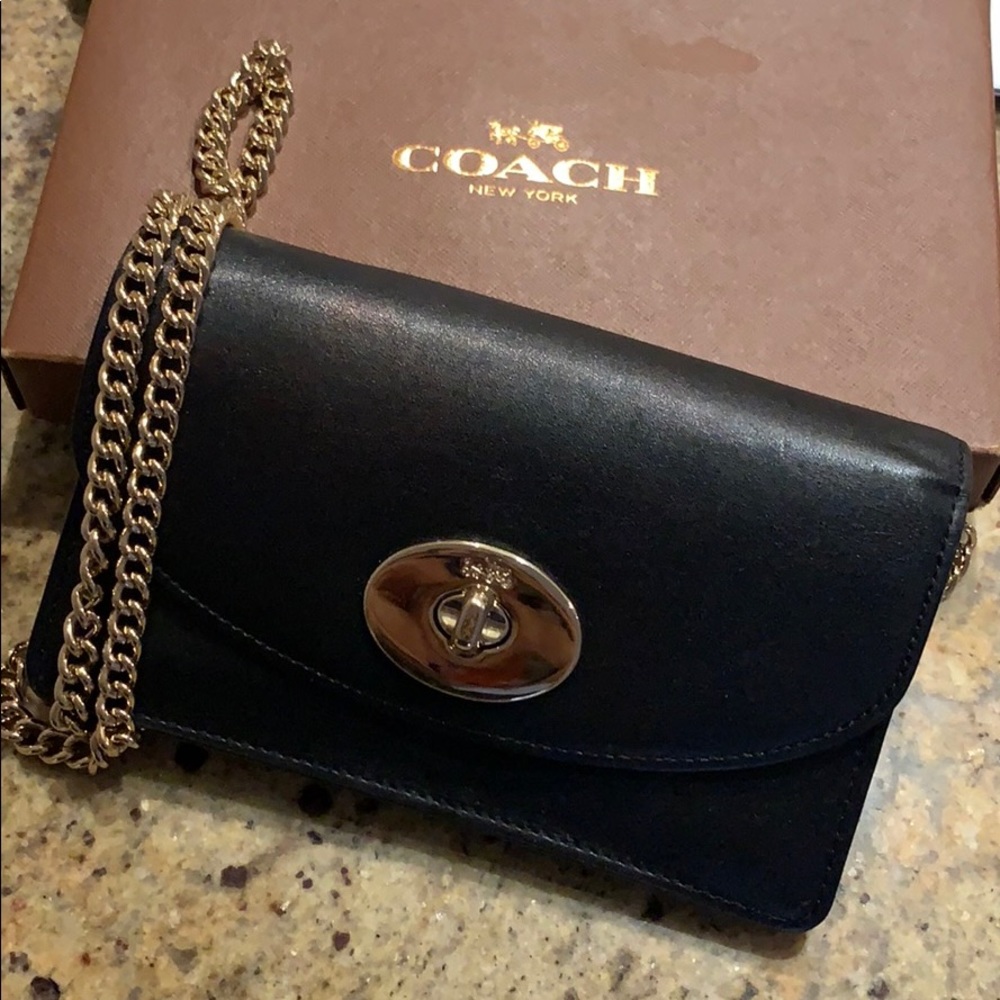 Coach wallet cross body